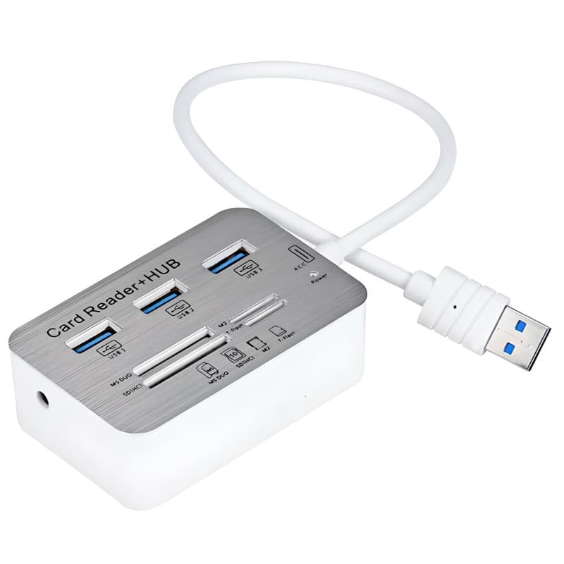 Hub USB 3.0/3.1 avec lecteur de cartes mémoire intégré.